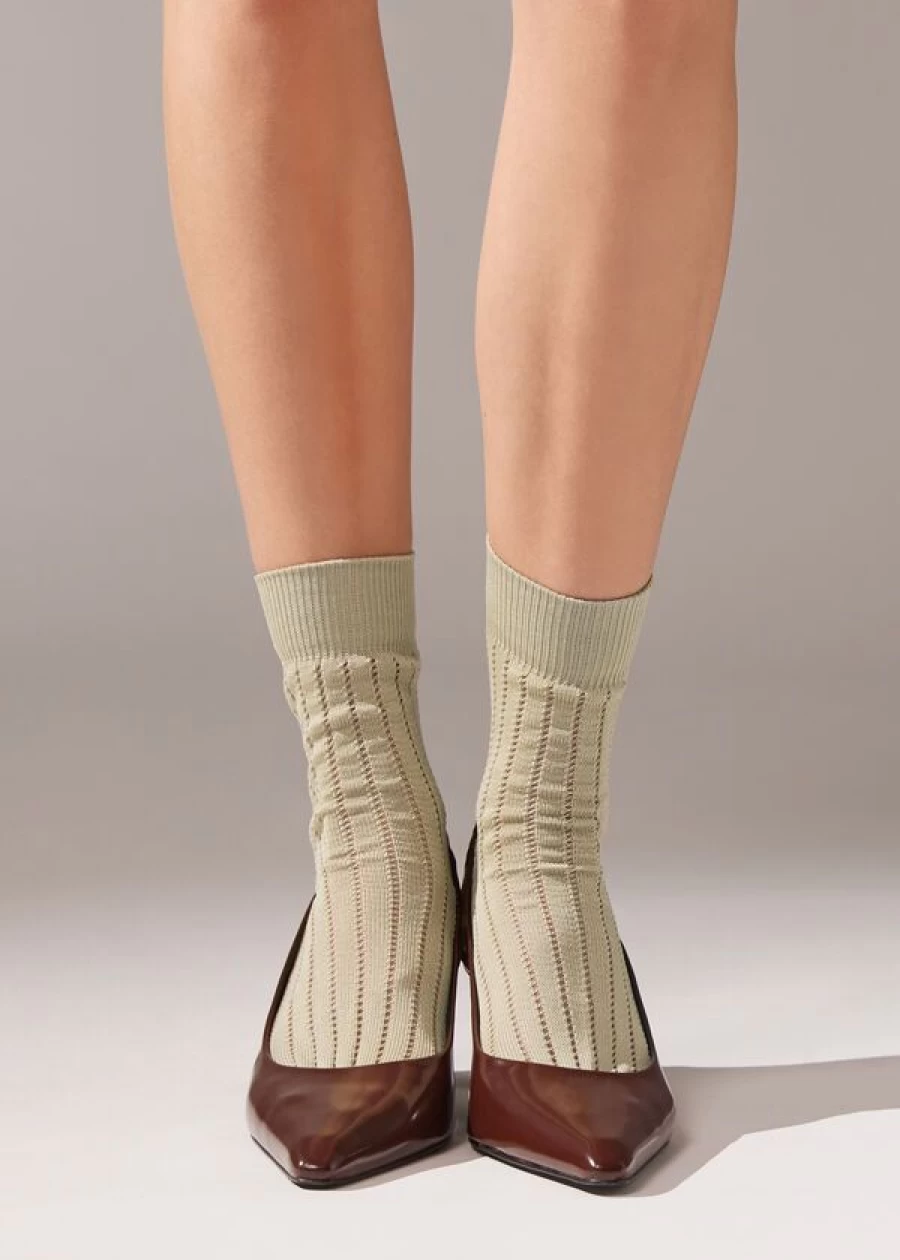 "Calzedonia Ribbed Openwork Short Socks in Costa Dusty Pistacchio 027D"