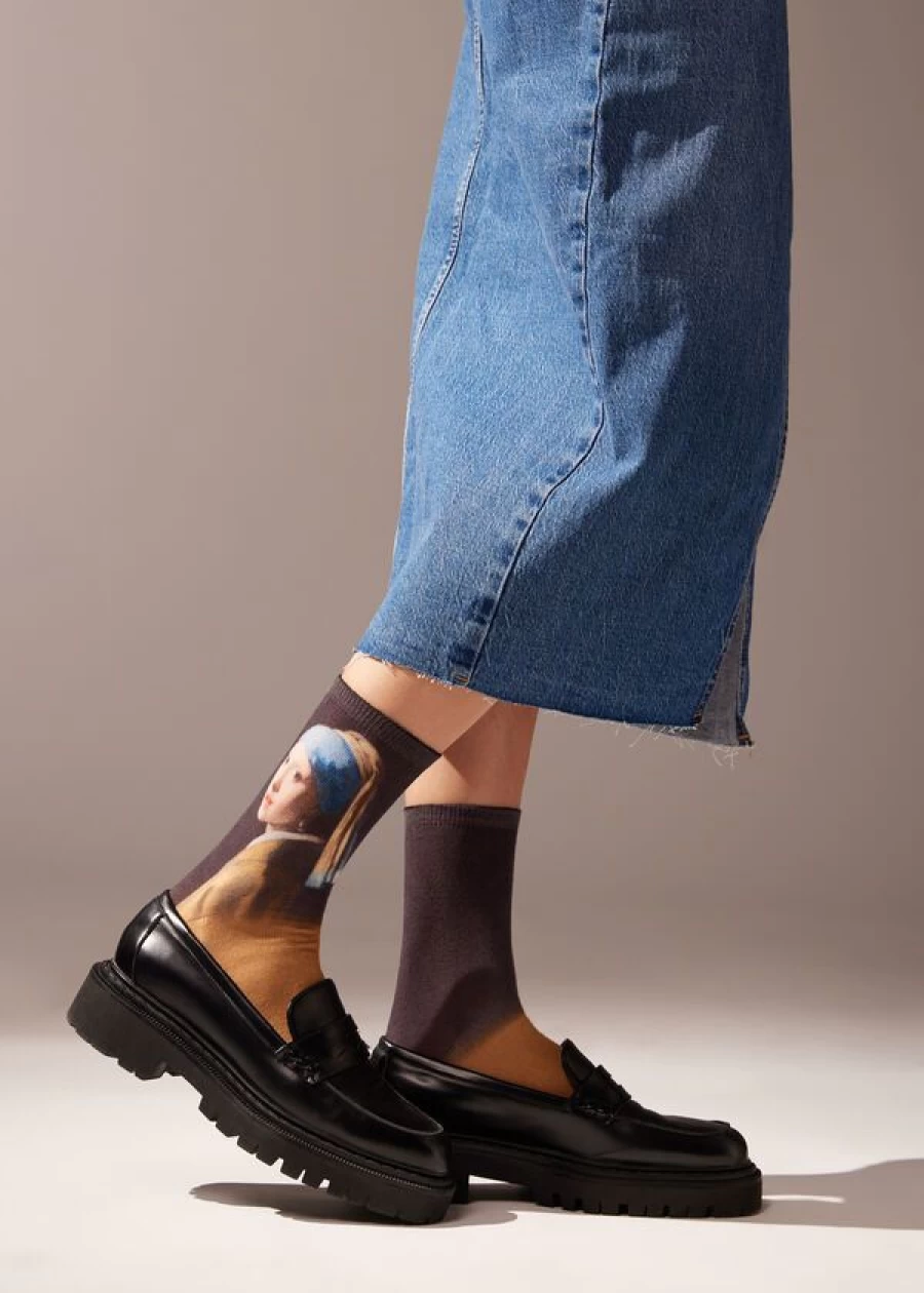 Calzedonia Art Museum Inspired Short Socks with Vermeer Design in Classic Colors